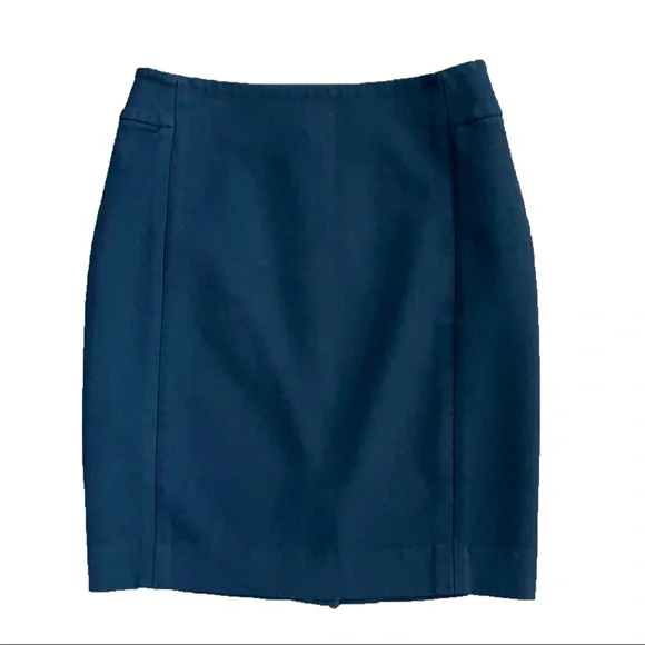 Ann Taylor LOFT Black Petite Stretch Unlined Pencil Skirt - Picture 1 of 5